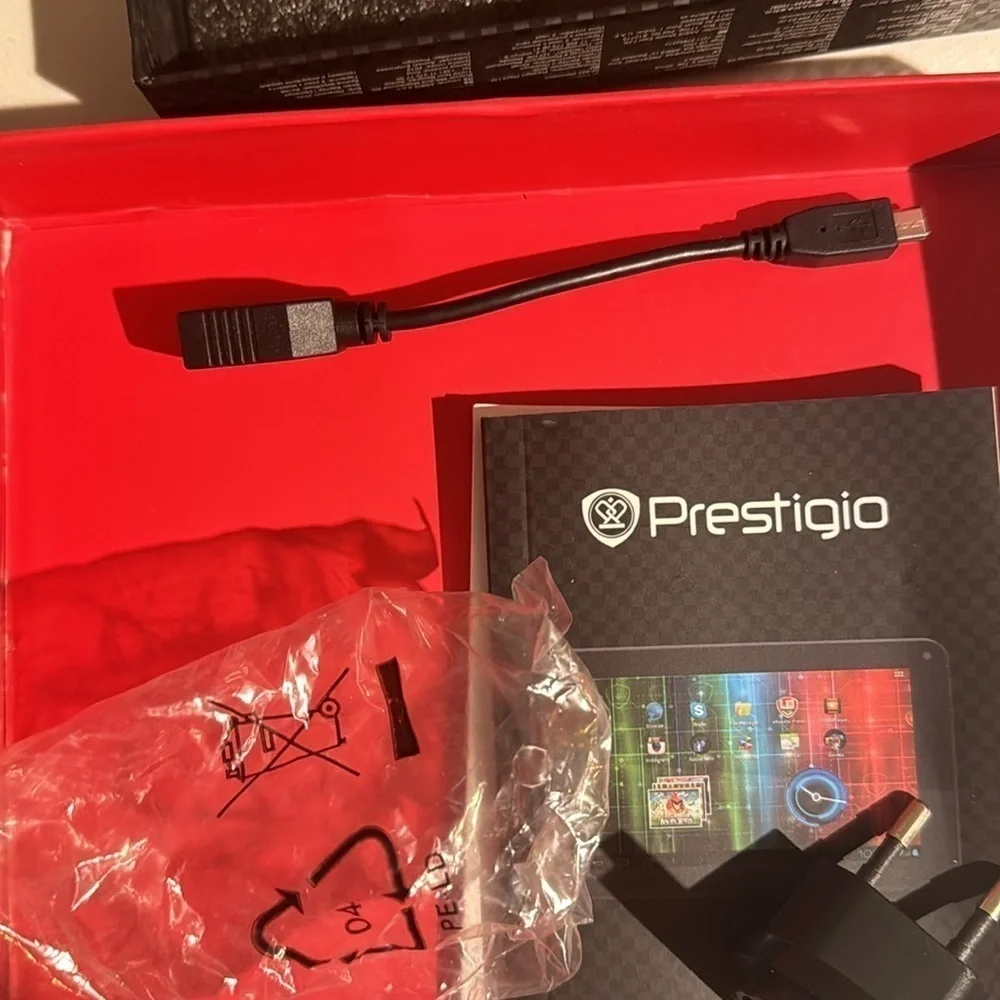 Prestigio MultiPad Ultra Plus Smart Tablet 7.0 inches